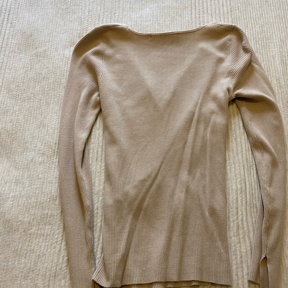 ASTR Sweater - Picture 3 of 3